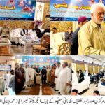 ڈائریکٹر ذوالفقار علی پنہور بہترین خطاطوں میں اسناد تقسیم کیئے ،
